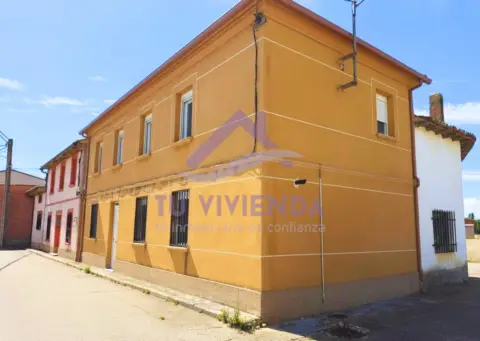 Casa en calle de la Fuente, 7