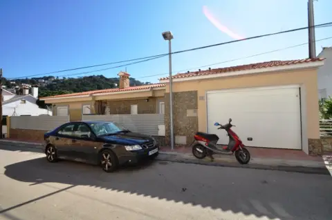 Casa en Carrer de la Font dels Capellans, 15