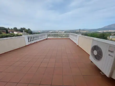 Casa en Abrera