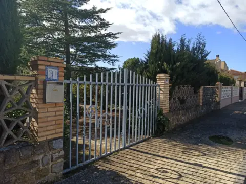Casa unifamiliar en calle de la Peña Telera