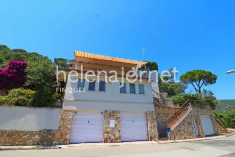 Chalet unifamiliar en Carrer del Ponent