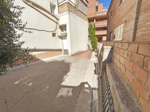 Chalet pareado en Carrer de Sant Hilari