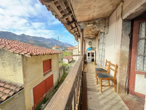 Casa adosada en Cuesta Pielasierra