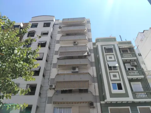 Piso en calle de la Reina