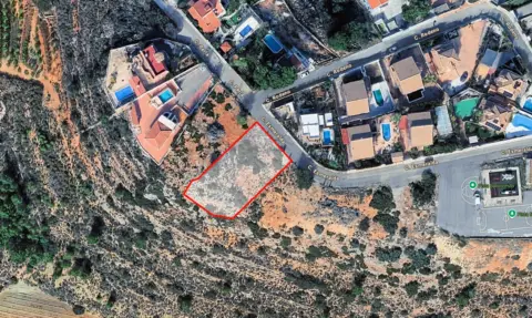 Terreno en Carrer Esmeralda, 234