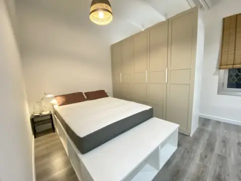 Estudio en Carrer de Mir