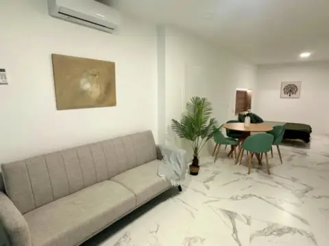Estudio en Carrer de la Conca de Tremp, 64