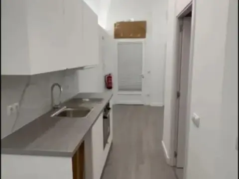 Estudio en Carrer de la Ciutat de Granada, 94