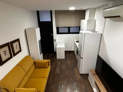 Estudio en Carrer de Sant Antoni Abat, 35