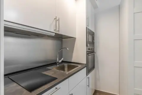 Estudio en Carrer de l'Anoia, 7