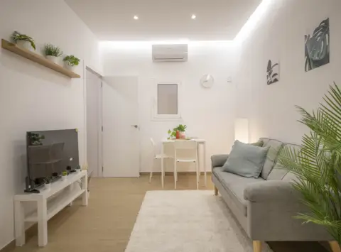 Piso en Carrer de l'Empordà