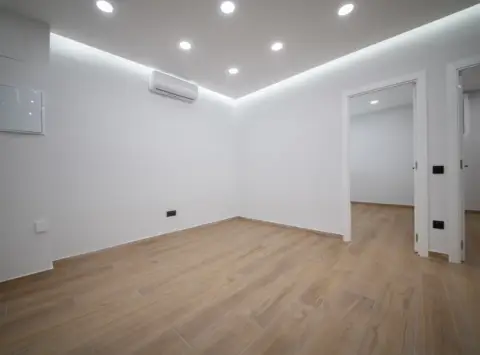 Piso en Carrer del Cadí, 32