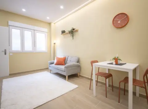 Estudio en calle Mosén Jacinto Verdaguer, nº 17