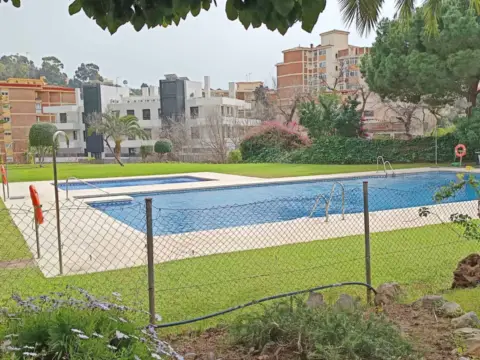 Piso en El Limonar-El Mayorazgo-Peinado Grande