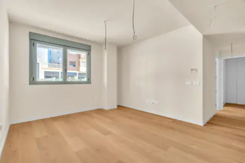 Piso en Santa Paula-La Paz-Los Guindos-Parque Mediterráneo