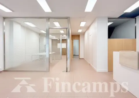 Local comercial en Carrer del Marquès de Comillas, 41