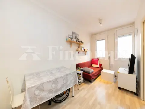 Estudio en Carrer de Zurbano