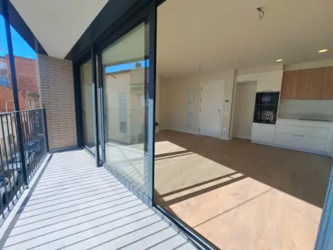 Piso en Carrer de Dinarès