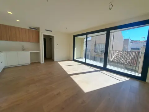 Piso en Carrer de Dinarès