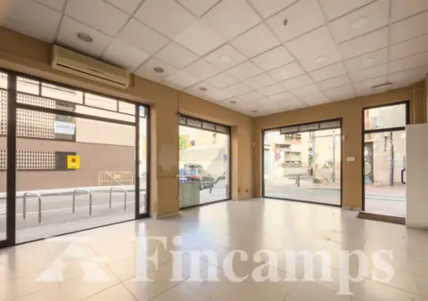 Local comercial en Carrer del Mossèn Gaietà, 1
