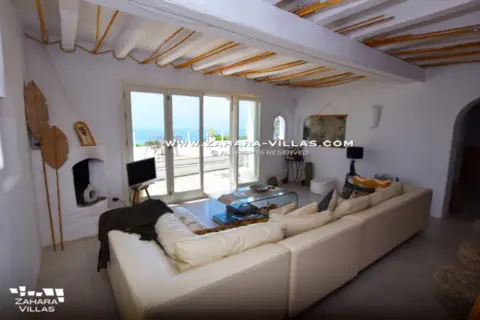 Chalet en Urbanización Atlanterra