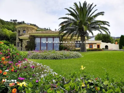 Chalet en calle Cabo de Plata