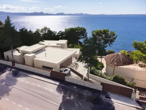 Casa unifamiliar en Camí de l'Alcanada