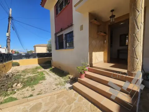 Casa pareada en calle Corvera del Maestre Urbanizacion Mediterranea 2005