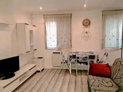Estudio en calle de San José de Calasanz