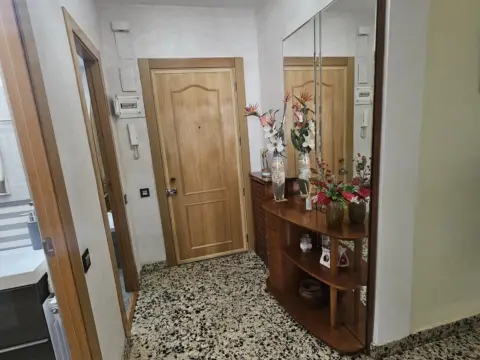 Piso en calle de María Teresa Gil de Gárate