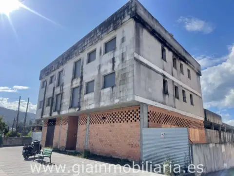Edificio en Venta en O Porriño