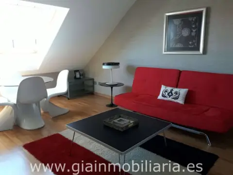 Ático en calle de Carreiro