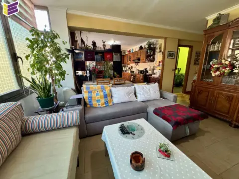 Piso en Avenida Peinador