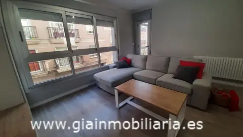 Piso en calle del Trovador Xoán García de Guillade