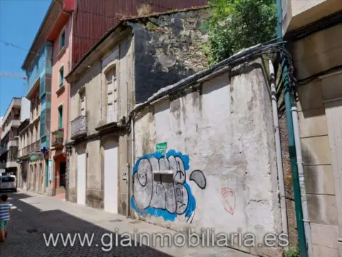 Casa en calle de Ramón y Cajal, 7
