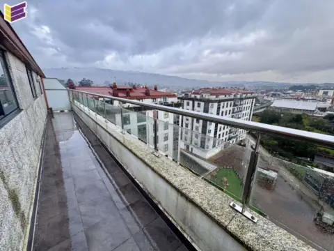 Ático en calle del Xogo de la Ola