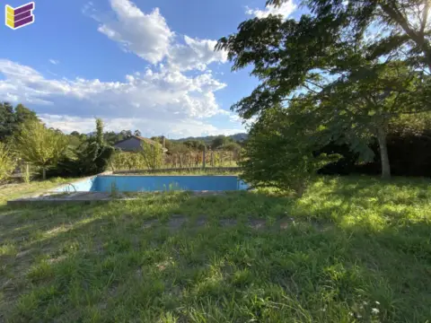 Chalet adosado en calle Ral, nº 10