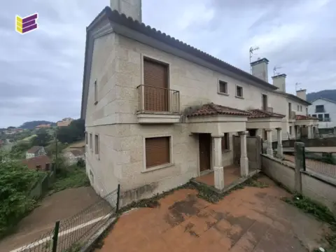 Casa adosada en Venta en Abelendo (Moaña)
