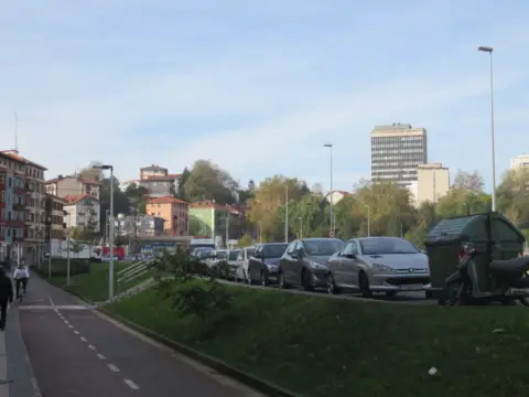 Local comercial en José Elosegi Alkatearen Hiribidea, 141
