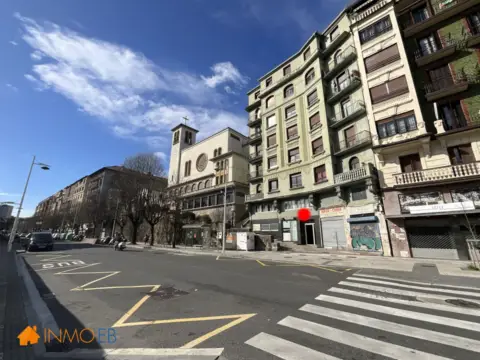 Piso en Euskadi Etorbidea, 25