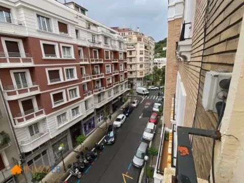 Piso en calle de Oiartzun, 1