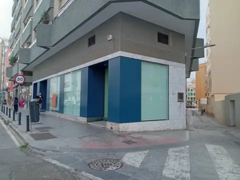 Local comercial en Cadiz
