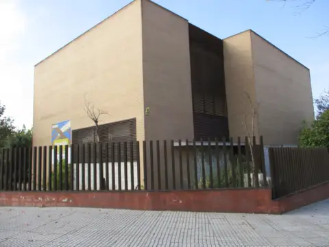 Industrial building in Carretera Sanlucar