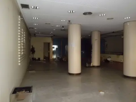 Local comercial en Plaza Mamelon