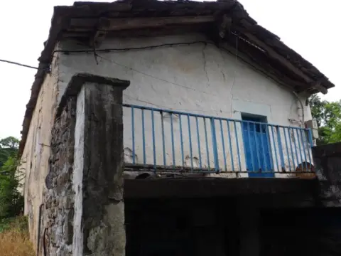 Casa en calle Lugar Salcedillo, nº 4