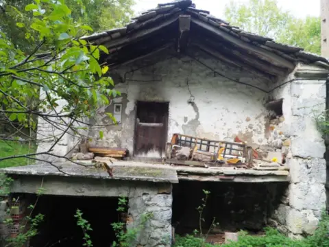 Chalet en calle Lugar Rioseco, nº 19