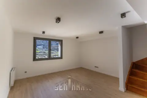 Dúplex en calle Roureda de Sansa