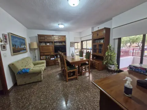 Piso en calle de José Isbert