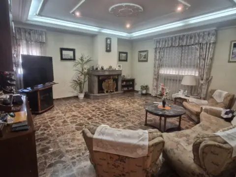 Chalet en Urbanización Pinares del Júcar