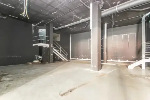 Local comercial en Carrer Dinamarca